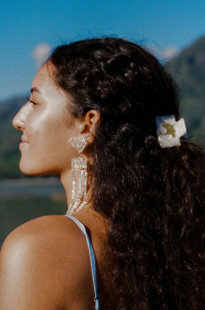 Pia Iridescent Yellow Women's Hair Clip