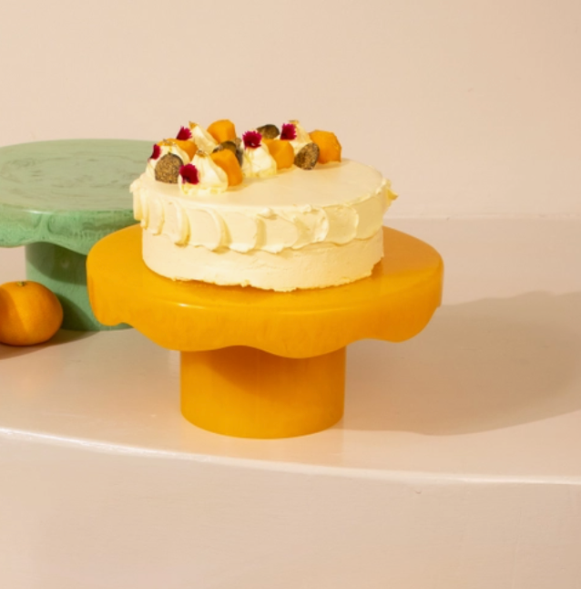 Scallop Handmade Resin Cake stand, Mustard - 9.5x4.5 Inches
