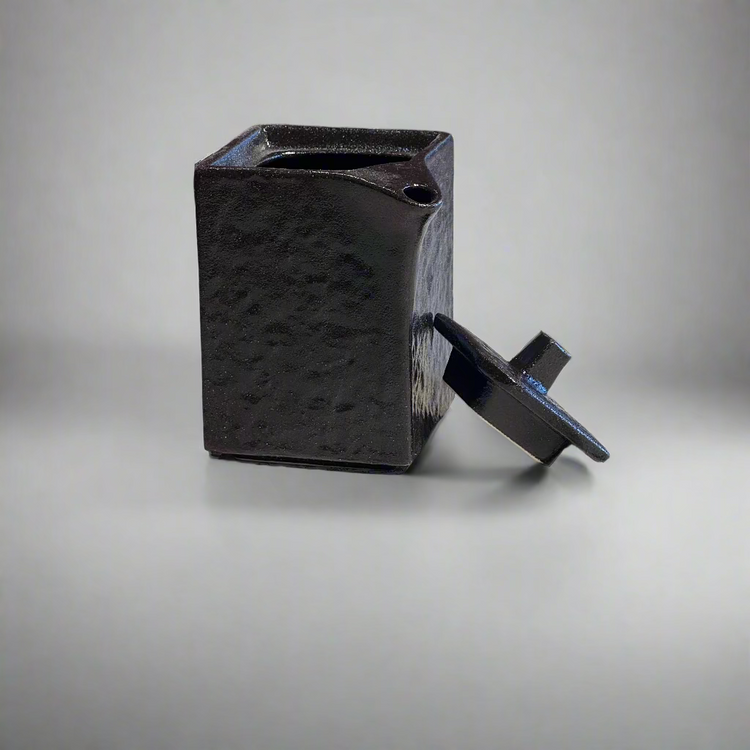 Squared Soy Pot Black
