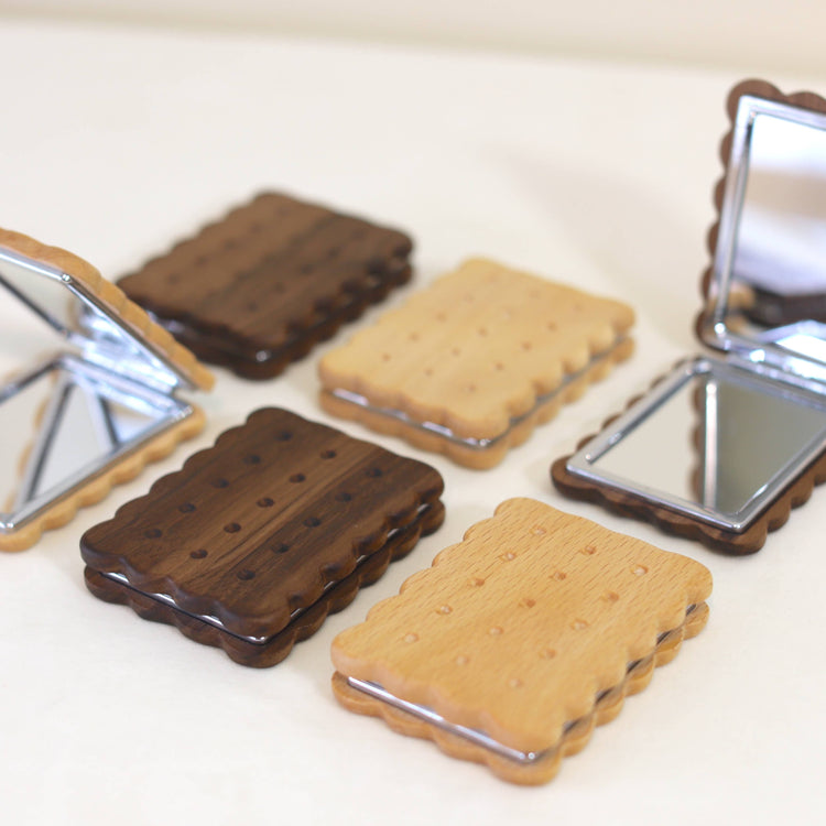 Biscuit Pocket Mirror – Handcrafted