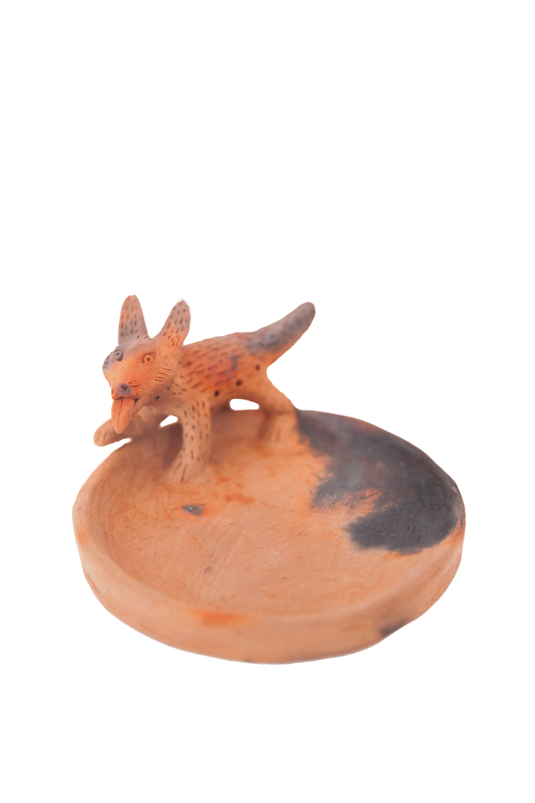 Plato Con Lobo (Multiple Colors)