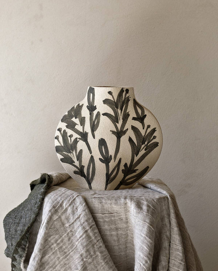 Ceramic Summer Vase ‘Lilies’