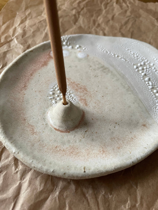Handmade Ceramic Incense Dish – Himalayan Salt