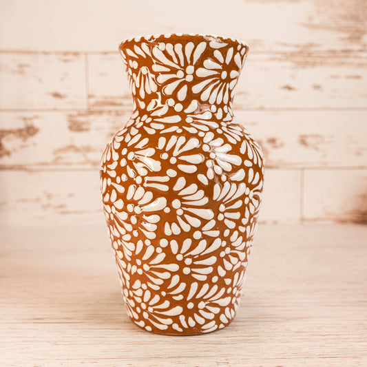 Our Roots Vase - Florero: Brick  & White