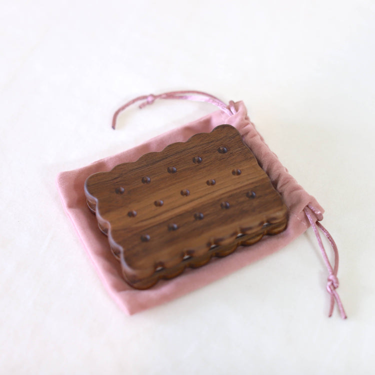 Biscuit Pocket Mirror – Handcrafted