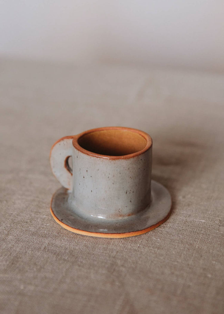 Stoneware espresso cups with saucer: Pink