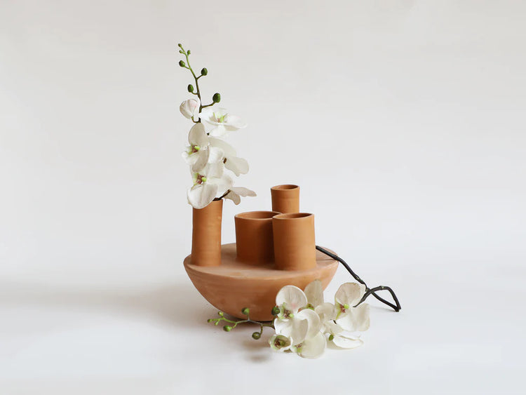 Balancing Vase Terracotta