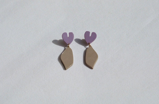 Dorothea Lilac Earrings