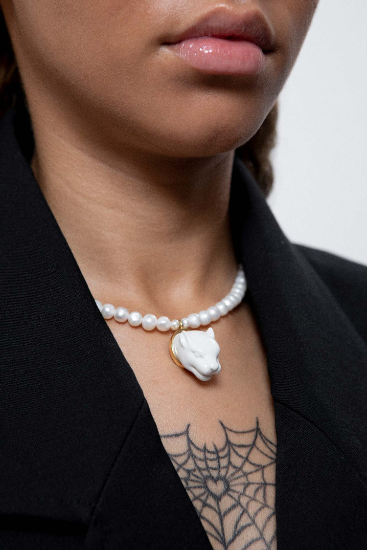 Panther Head & Pearls Necklace