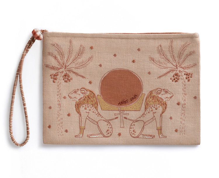 Royal Lions Pouch