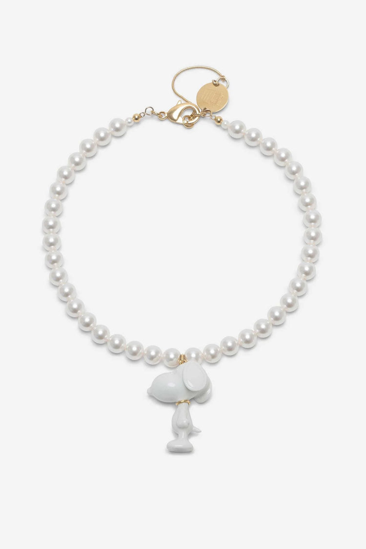 SNOOPY & PEARLS NECKLACE