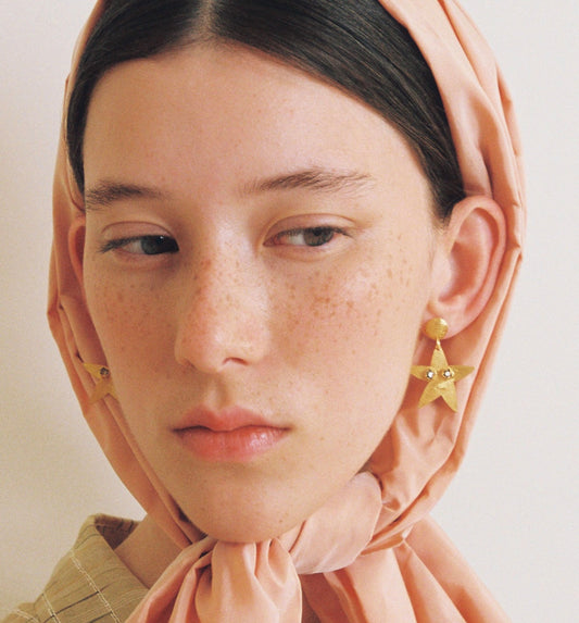 Vega Earrings Gold