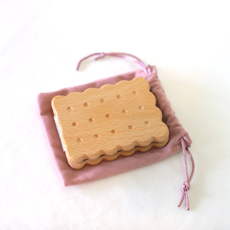 Biscuit Pocket Mirror – Handcrafted