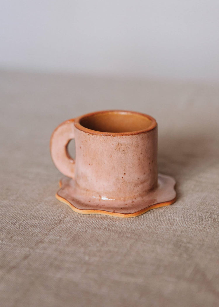 Stoneware espresso cups with saucer: Pink