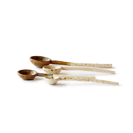 Sand spoons in stoneware clay. 14-16cm